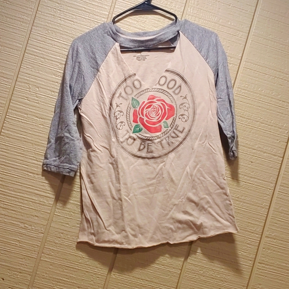 EUC L Graphic "Too Good To Be True" Baseball V neck Tee